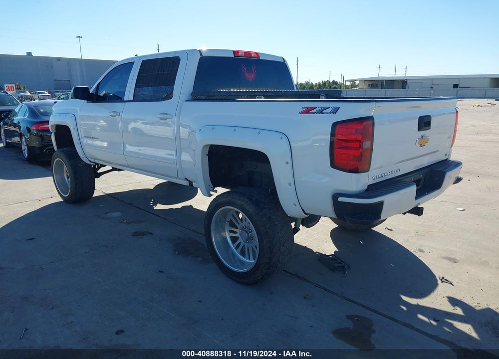 2018 CHEVROLET SILVERADO 1500 2LT VIN: 3GCUKREC7JG303843