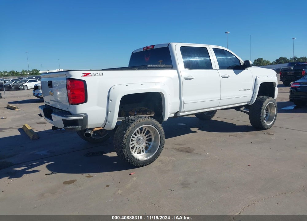2018 CHEVROLET SILVERADO 1500 2LT VIN: 3GCUKREC7JG303843