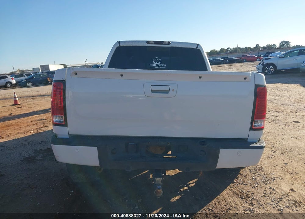 2008 GMC SIERRA 1500 DENALI VIN: 2GTEC638981162484