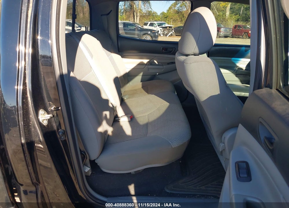 2015 TOYOTA TACOMA BASE V6 VIN: 5TFLU4EN5FX118154