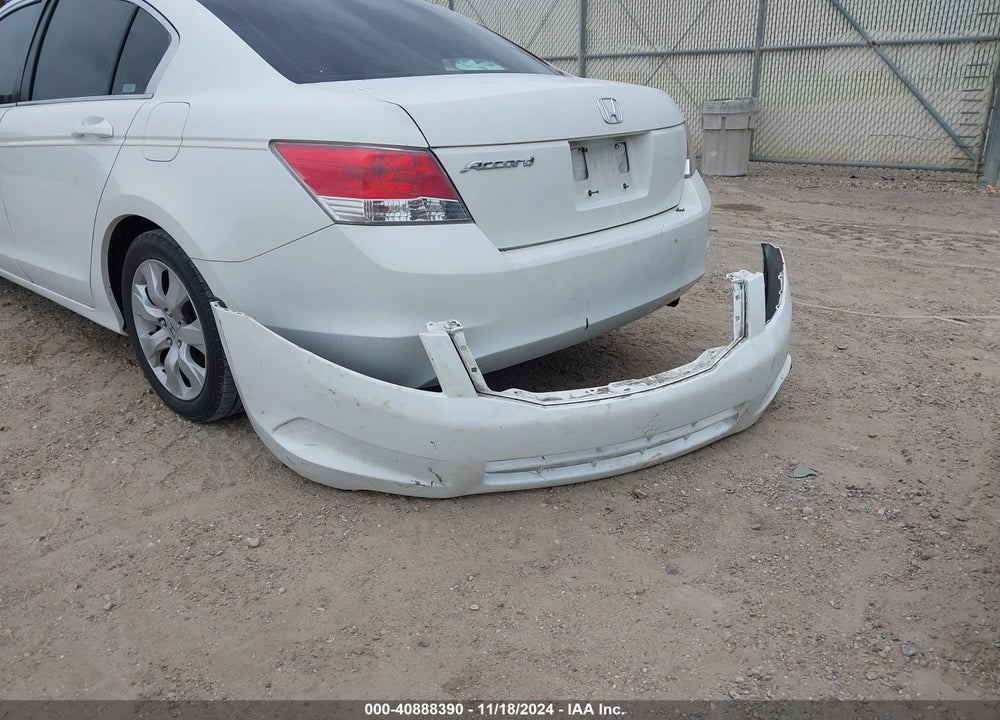 2008 HONDA ACCORD VIN: 1HGCP26828A161698