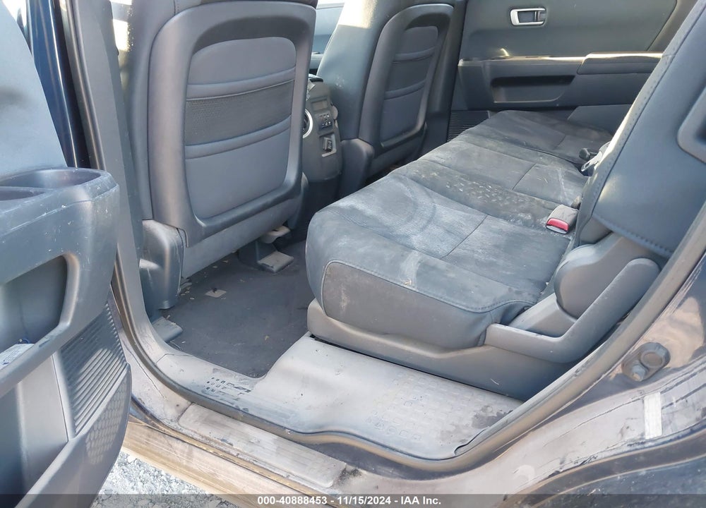 2009 HONDA PILOT VIN: 5FNYE484898044987