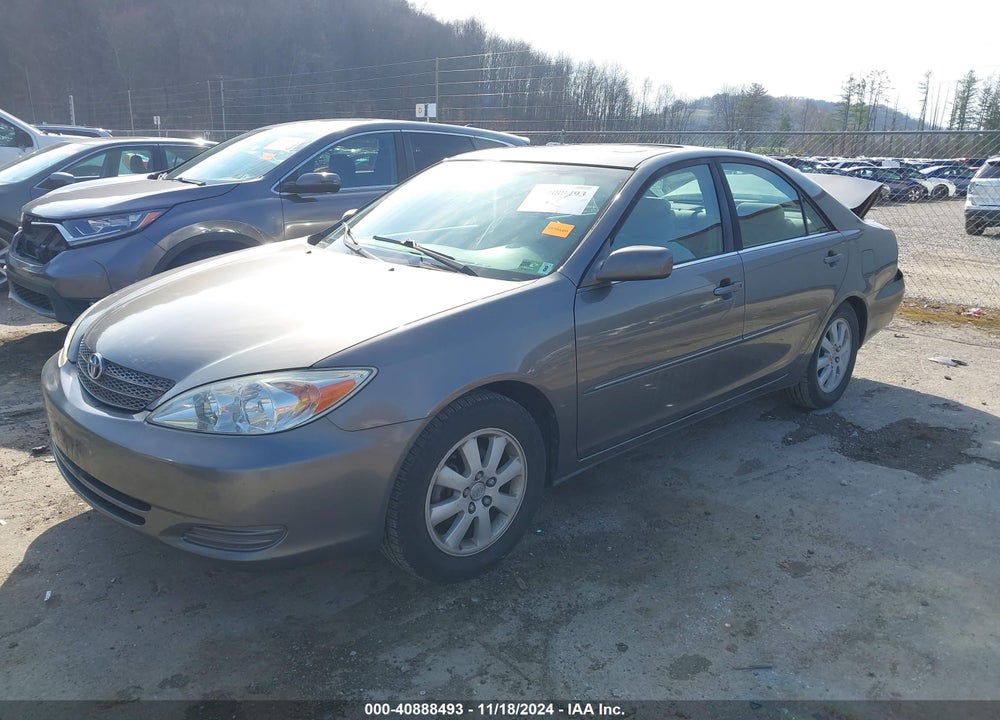 2002 TOYOTA CAMRY XLE VIN: 4T1BE30K42U524112
