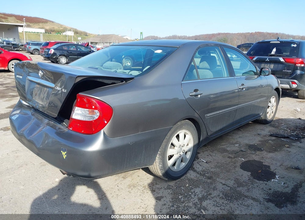 2002 TOYOTA CAMRY XLE VIN: 4T1BE30K42U524112