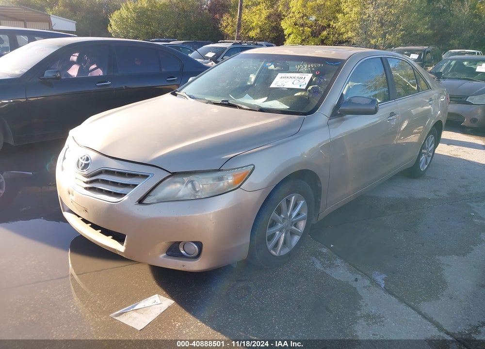 2011 TOYOTA CAMRY XLE VIN: 4T1BF3EK8BU692194