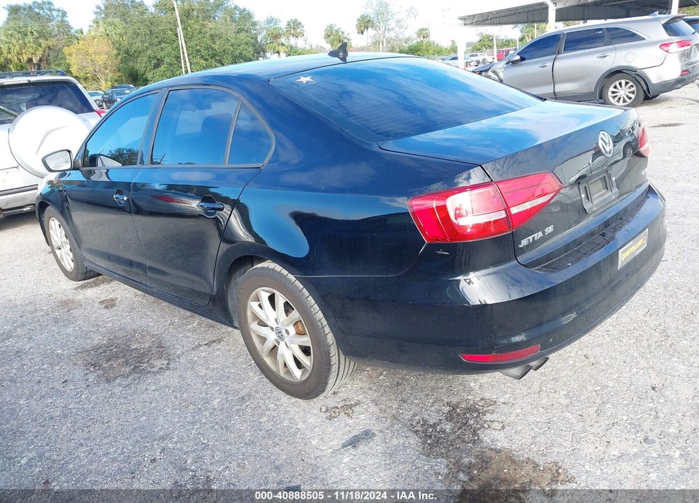2015 VOLKSWAGEN JETTA 1.8T SE VIN: 3VWD17AJ0FM238352