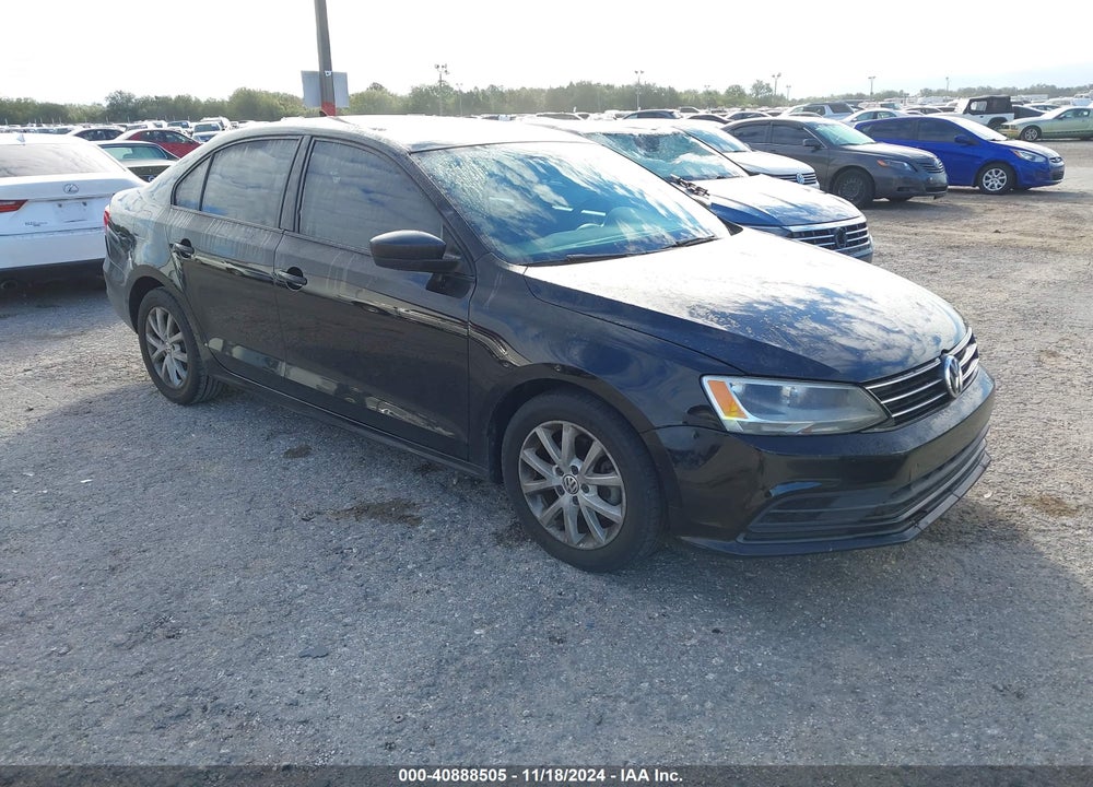 2015 VOLKSWAGEN JETTA 1.8T SE VIN: 3VWD17AJ0FM238352