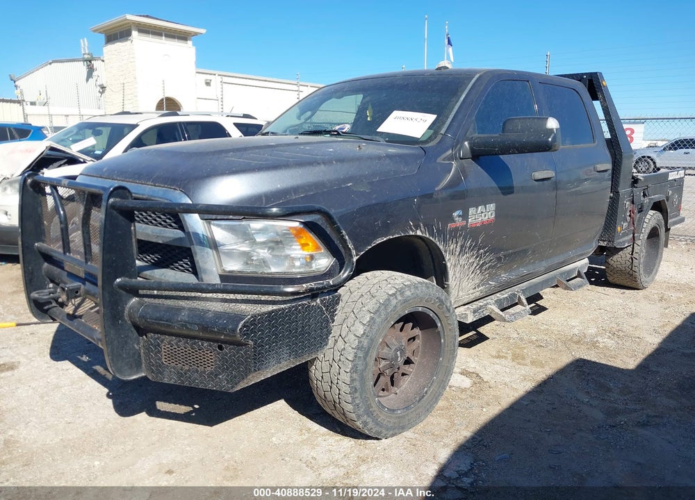 2016 RAM 2500 TRADESMAN VIN: 3C6UR5CL5GG230432