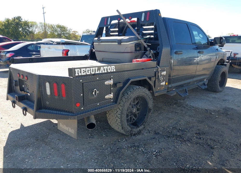 2016 RAM 2500 TRADESMAN VIN: 3C6UR5CL5GG230432