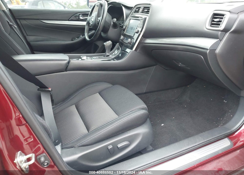 2017 NISSAN MAXIMA 3.5 S VIN: 1N4AA6AP3HC370388