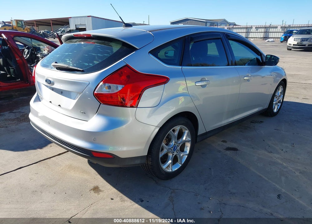 2012 FORD FOCUS SEL VIN: 1FAHP3M26CL215225
