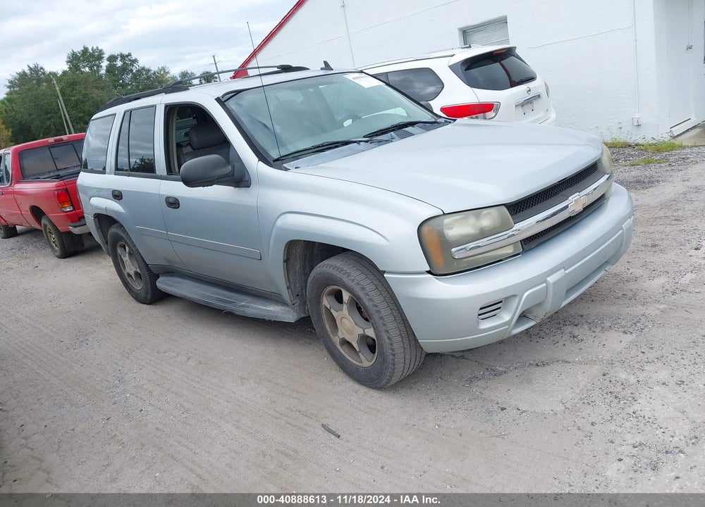 2007 CHEVROLET TRAILBLAZER LS VIN: 1GNDS13SX72129299