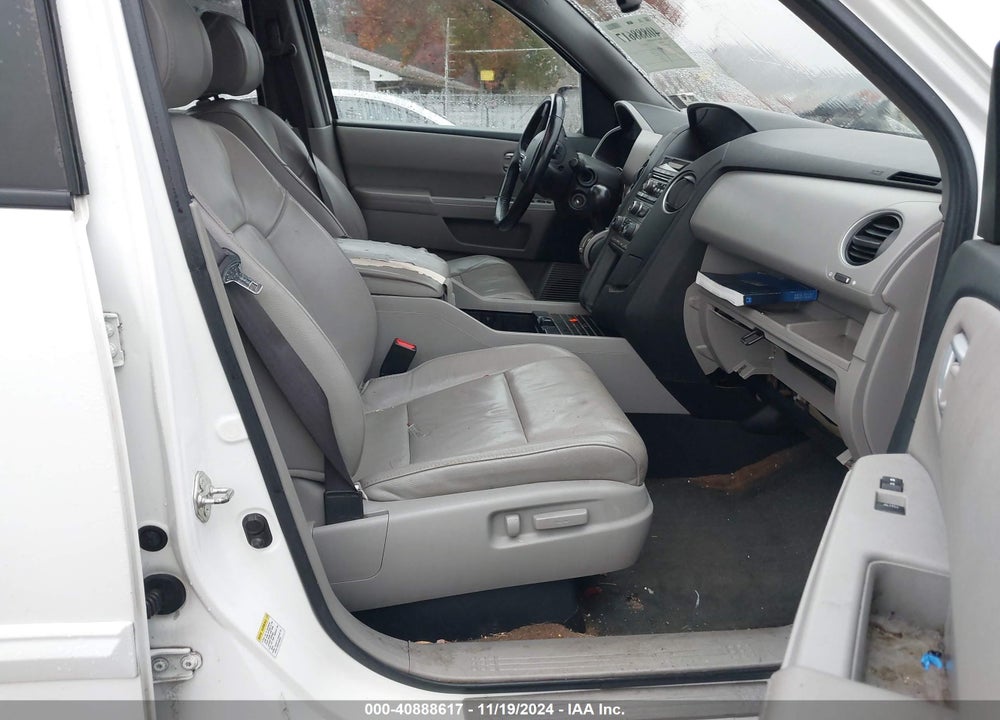 2013 HONDA PILOT EX-L VIN: 5FNYF4H55DB044074