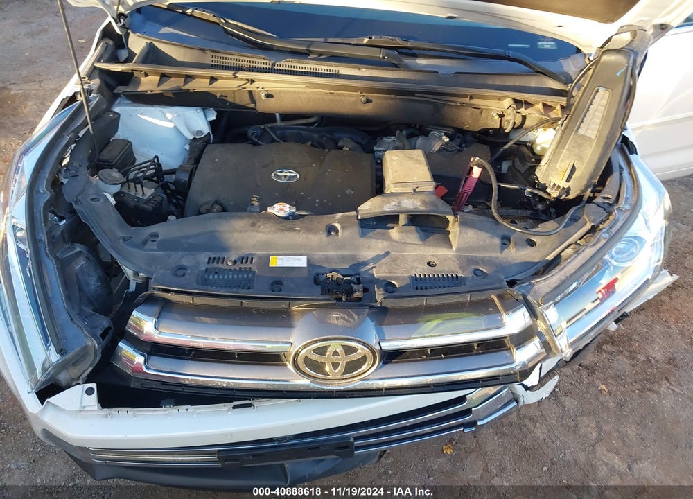 2019 TOYOTA HIGHLANDER LIMITED/PLATINUM VIN: 5TDDZRFH6KS709945