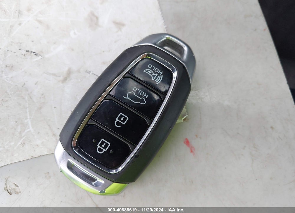 2019 HYUNDAI SANTA FE SEL VIN: 5NMS33AD3KH036576