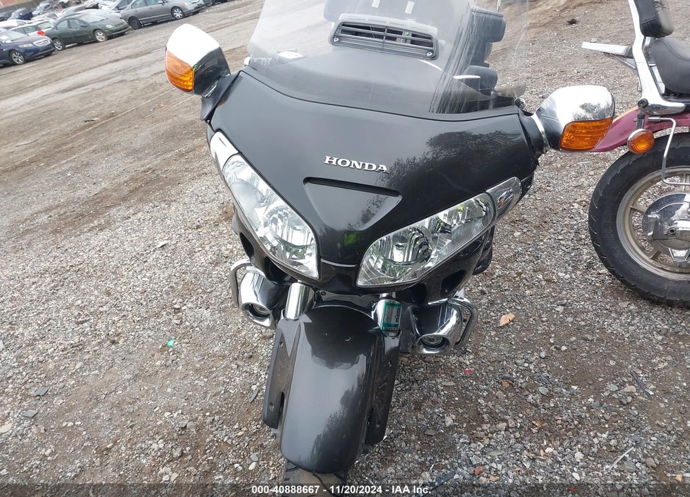 2010 HONDA GL1800 VIN: 1HFSC47L7AA900287