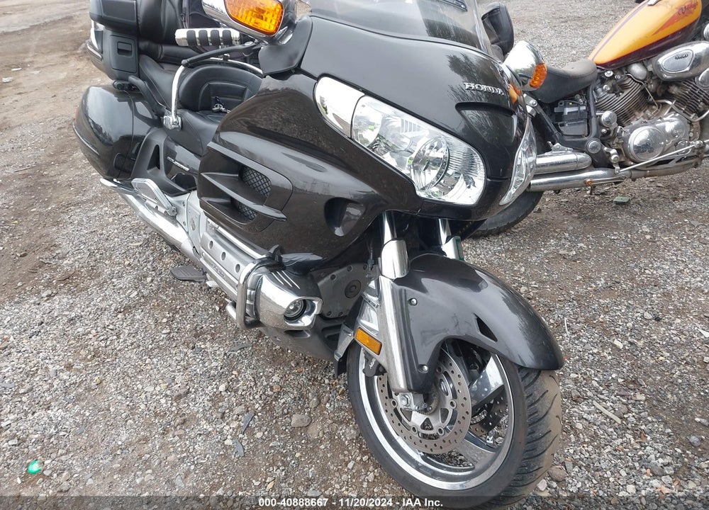 2010 HONDA GL1800 VIN: 1HFSC47L7AA900287