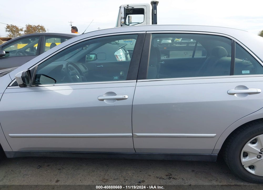 2004 HONDA ACCORD 2.4 LX VIN: 1HGCM56374A099711