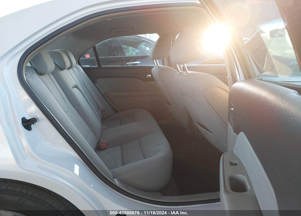 2010 FORD FUSION SE VIN: 3FAHP0HAXAR381231