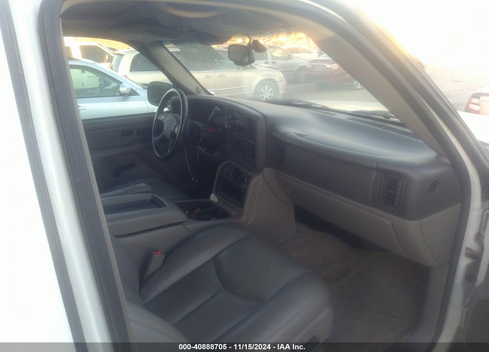 2004 CHEVROLET SUBURBAN 1500 Z71 VIN: 3GNFK16Z64G157105