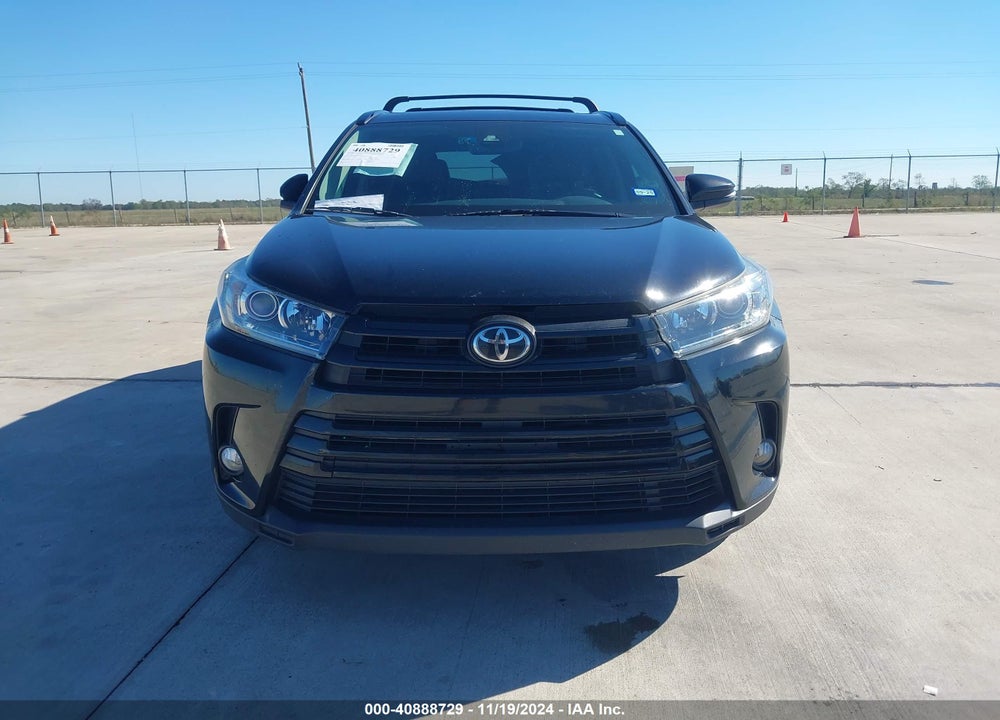 2017 TOYOTA HIGHLANDER SE VIN: 5TDKZRFH6HS227671