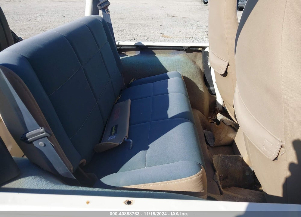 1999 ANGLER JEEP WR SAHARA VIN: 1J4FY49S1XP461332