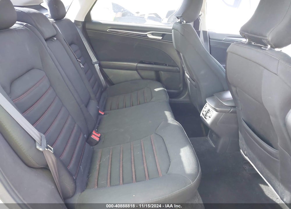 2016 FORD FUSION SE VIN: 3FA6P0HD5GR305359