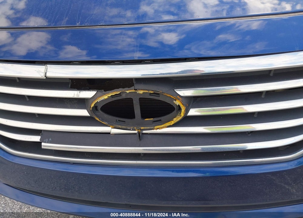 2015 HYUNDAI SONATA SE VIN: 5NPE24AF9FH146757