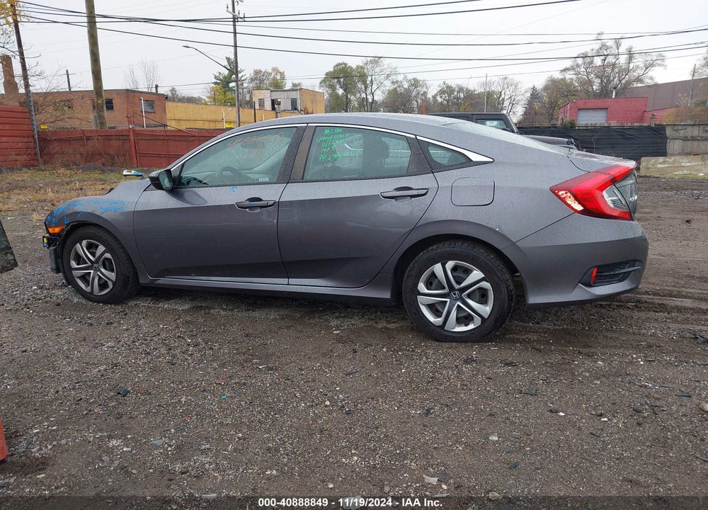 2018 HONDA CIVIC LX VIN: 19XFC2F51JE041844