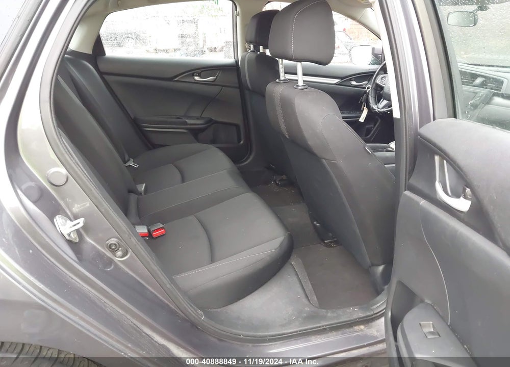 2018 HONDA CIVIC LX VIN: 19XFC2F51JE041844
