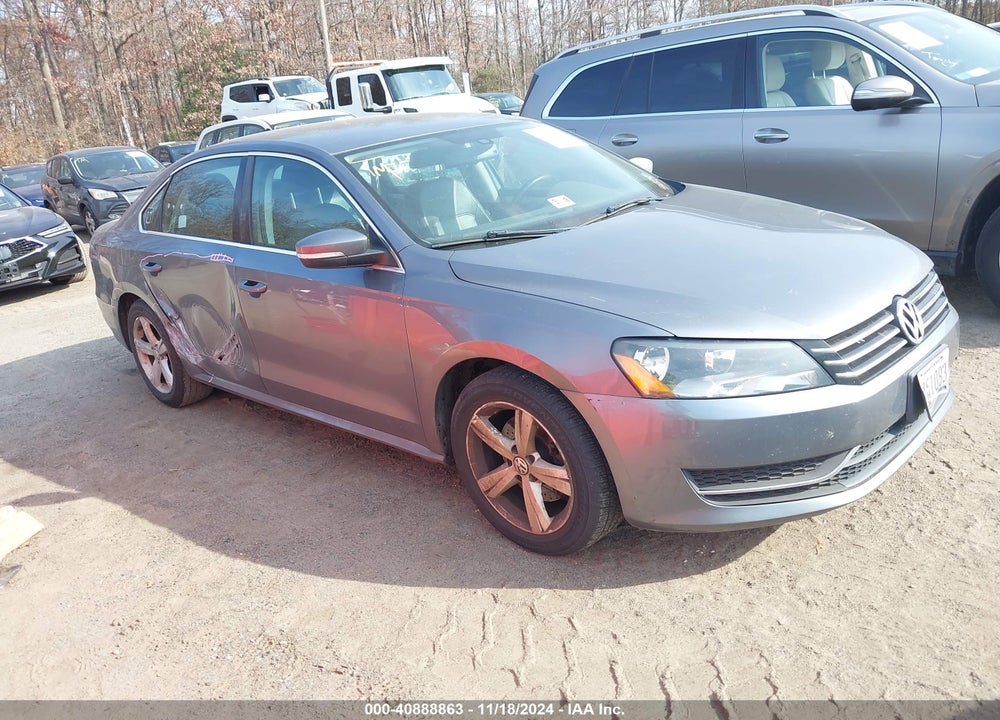 2013 VOLKSWAGEN PASSAT 2.5L SE VIN: 1VWBP7A35DC078068