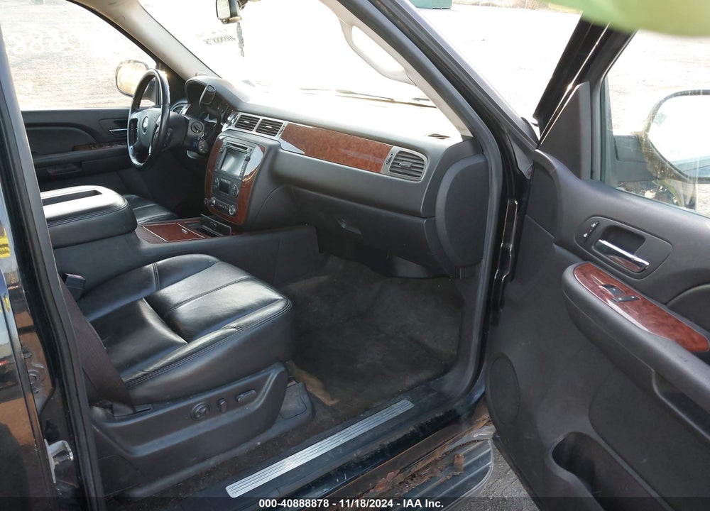 2007 CHEVROLET SUBURBAN 1500 LTZ VIN: 3GNFK16377G284235