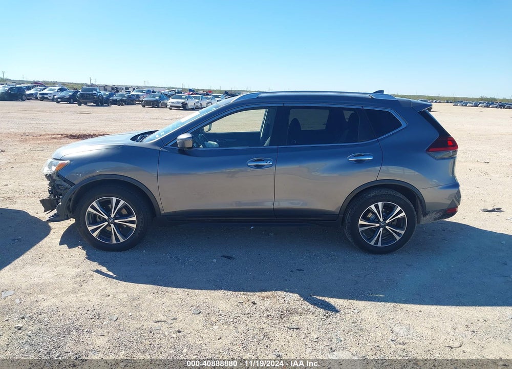 2020 NISSAN ROGUE SV FWD VIN: JN8AT2MT9LW017171