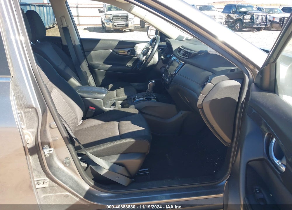 2020 NISSAN ROGUE SV FWD VIN: JN8AT2MT9LW017171