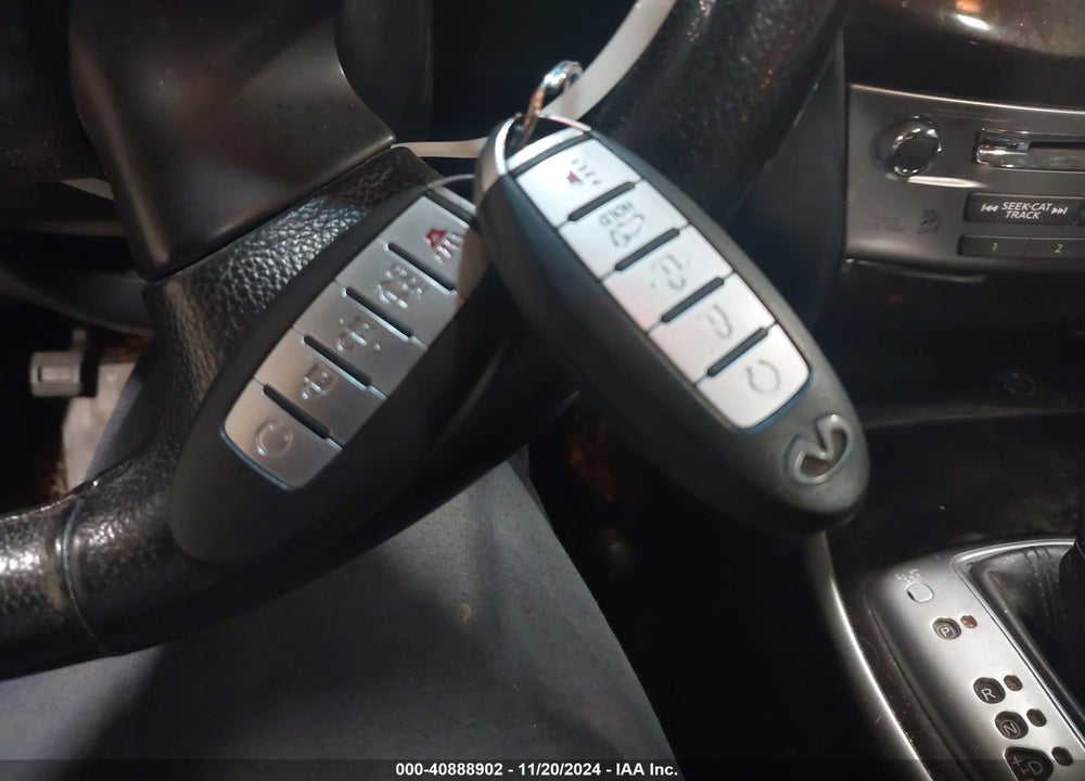 2014 INFINITI QX60 VIN: 5N1AL0MMXEC505750