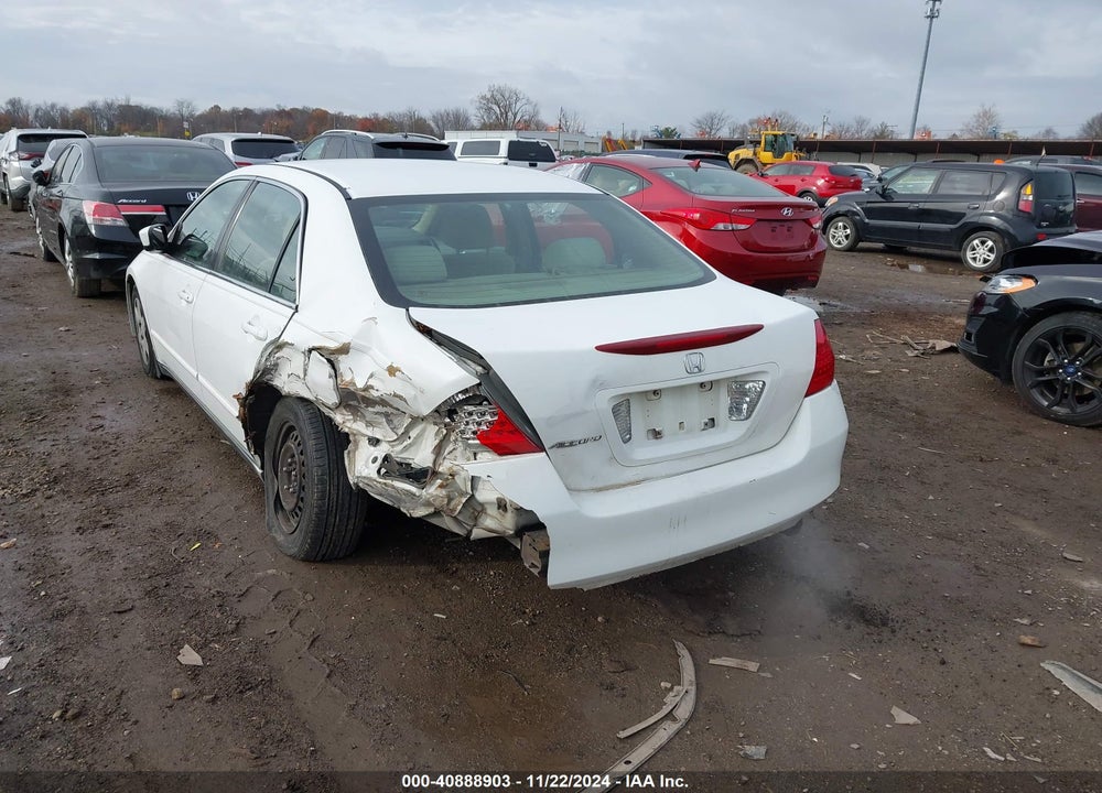 2007 HONDA ACCORD 2.4 LX VIN: 1HGCM56417A031644