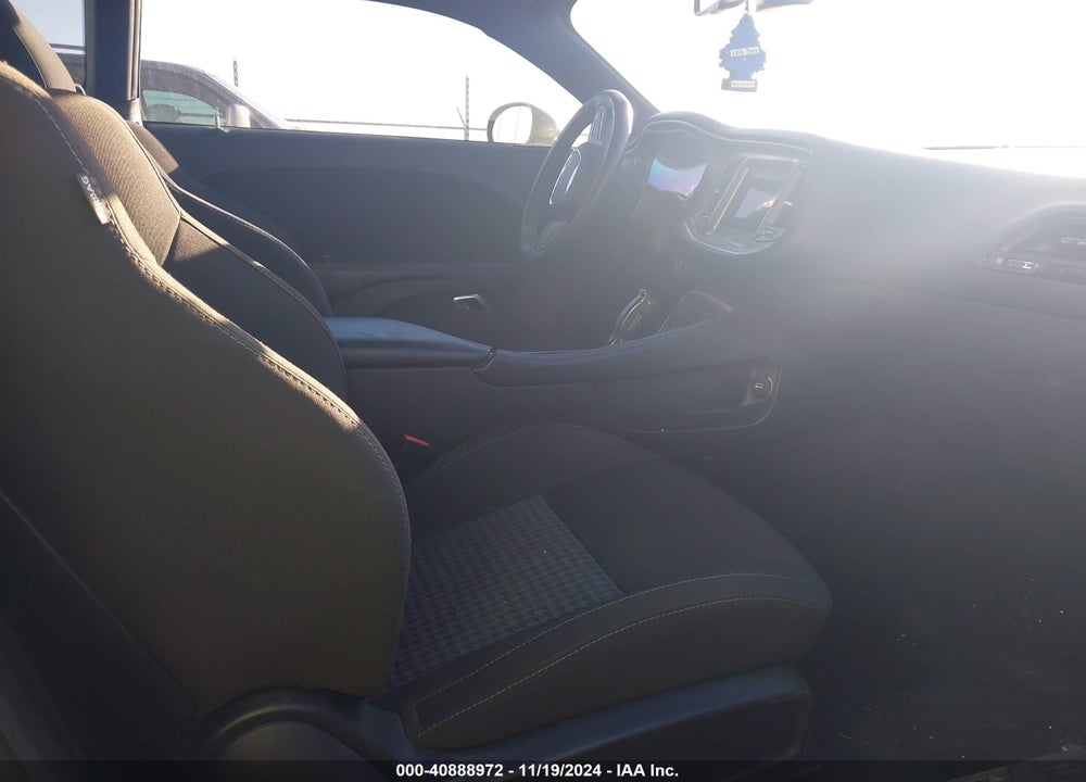 2022 DODGE CHALLENGER R/T VIN: 2C3CDZBT4NH108707
