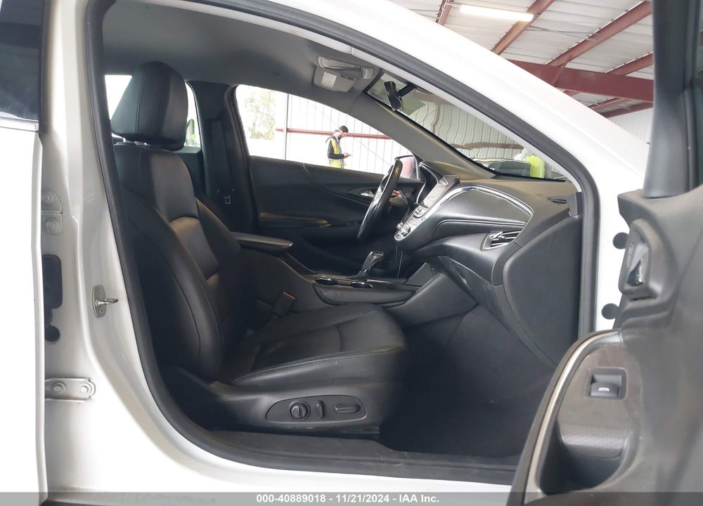 2018 CHEVROLET MALIBU LT VIN: 1G1ZD5STXJF202075
