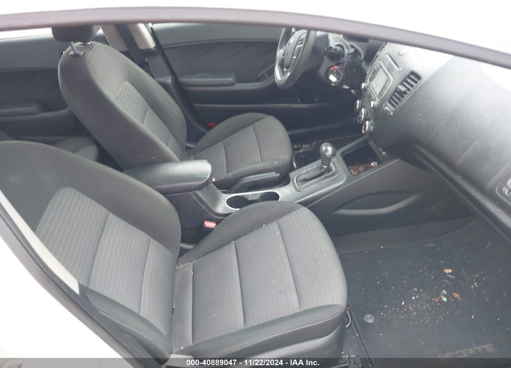 2016 KIA FORTE LX VIN: KNAFX4A63G5554997
