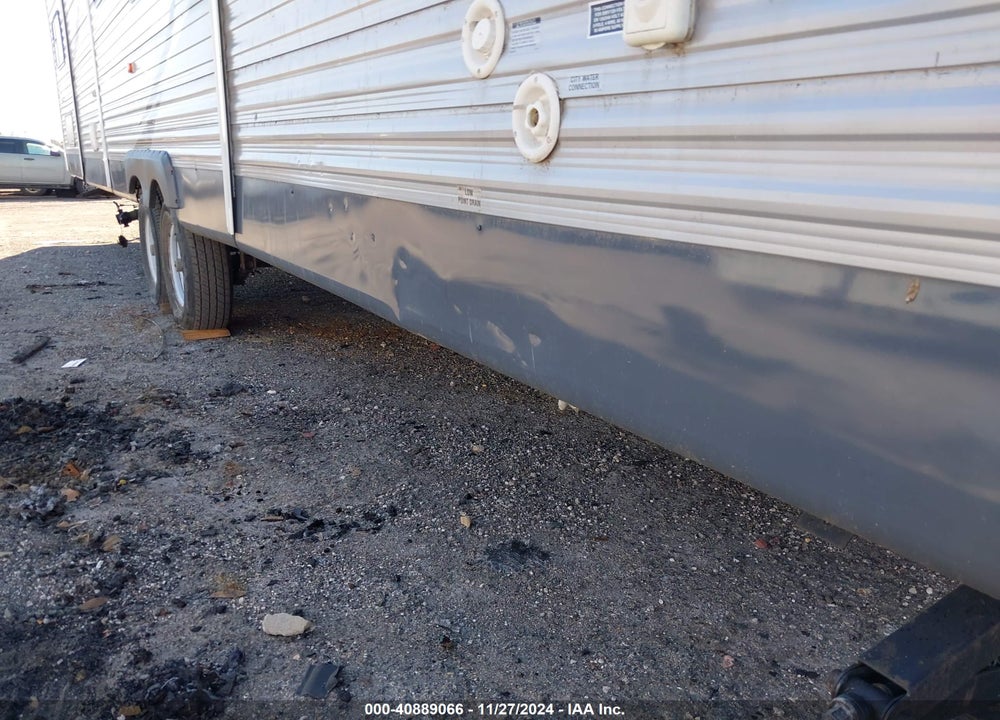 2014 JAYCO JAYFLIGHT TRAVEL TRAILER VIN: 1UJBJ0BV2E11A0094