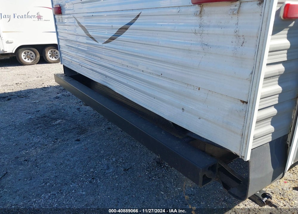 2014 JAYCO JAYFLIGHT TRAVEL TRAILER VIN: 1UJBJ0BV2E11A0094