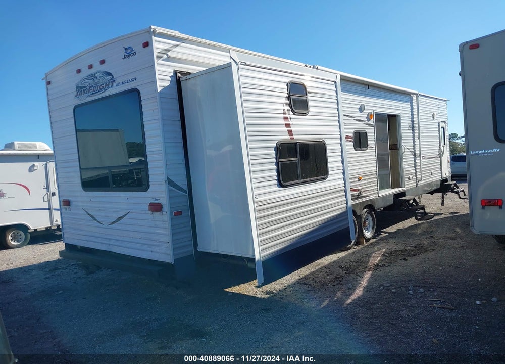 2014 JAYCO JAYFLIGHT TRAVEL TRAILER VIN: 1UJBJ0BV2E11A0094