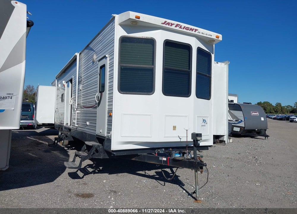 2014 JAYCO JAYFLIGHT TRAVEL TRAILER VIN: 1UJBJ0BV2E11A0094