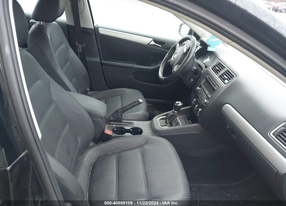 2012 VOLKSWAGEN JETTA 2.0L TDI VIN: 3VW3L7AJ6CM096039