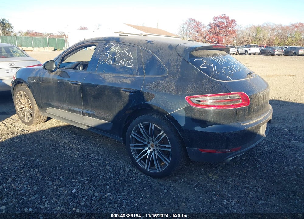 2015 PORSCHE MACAN S VIN: WP1AB2A59FLB52594