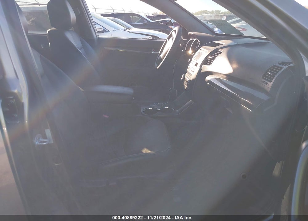 2013 KIA SORENTO EX VIN: 5XYKUCA68DG395563