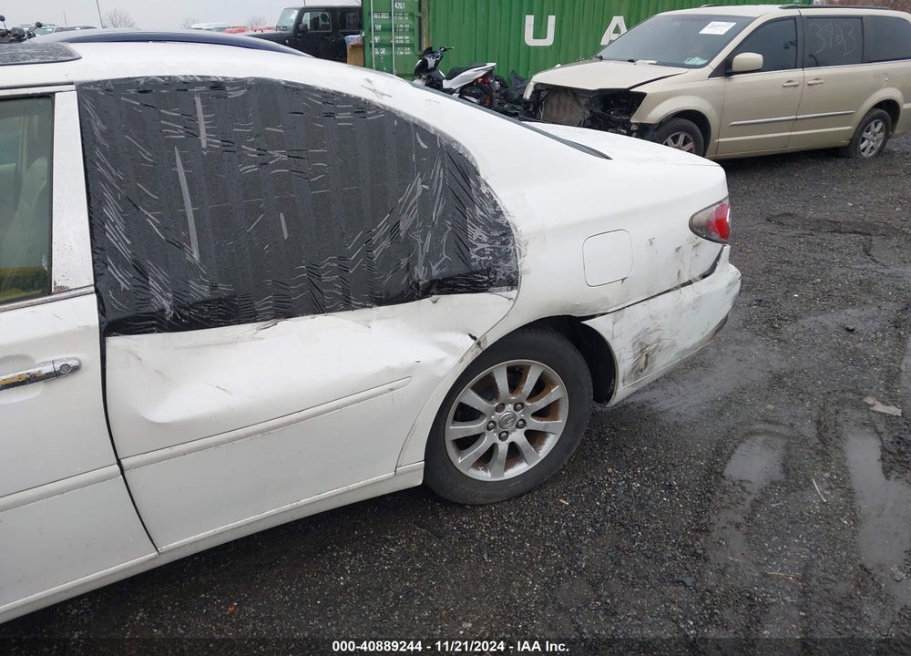 2004 LEXUS ES 330 VIN: JTHBA30G345034123