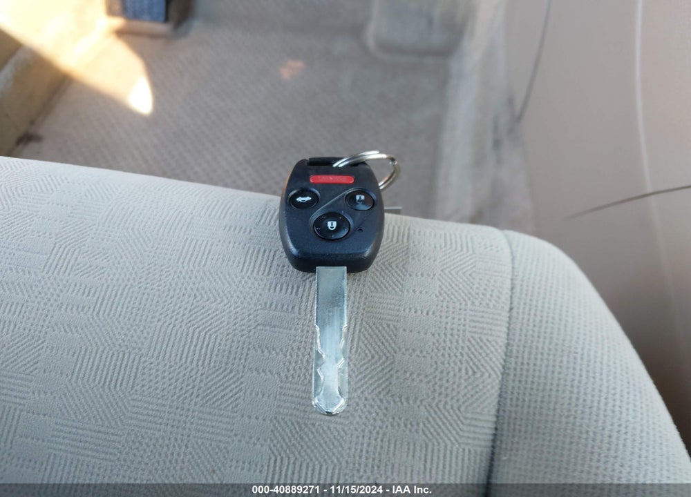 2005 HONDA ACCORD 2.4 EX VIN: 1HGCM56715A176688