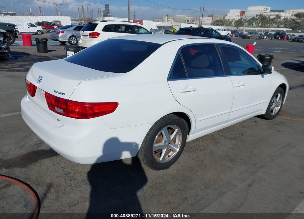 2005 HONDA ACCORD 2.4 EX VIN: 1HGCM56715A176688