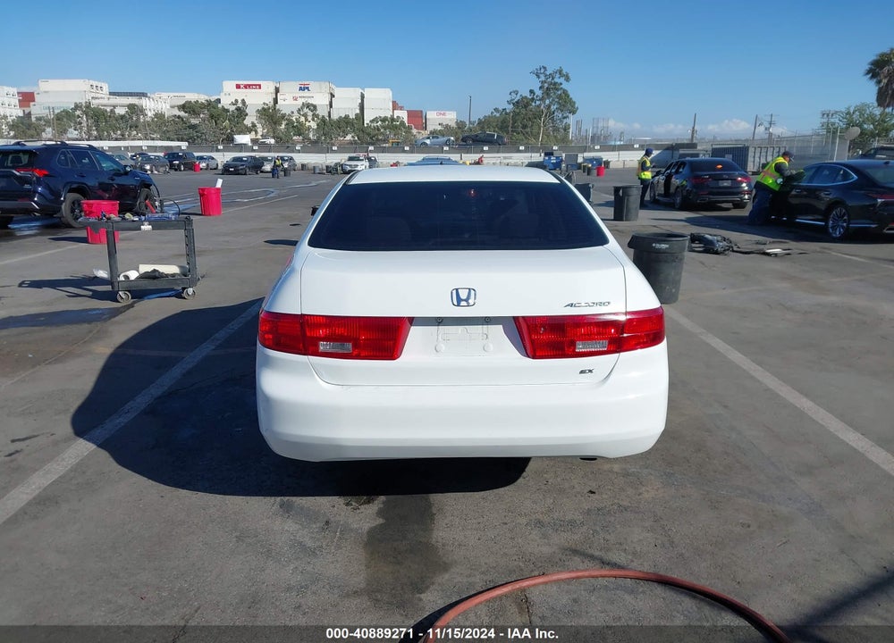 2005 HONDA ACCORD 2.4 EX VIN: 1HGCM56715A176688